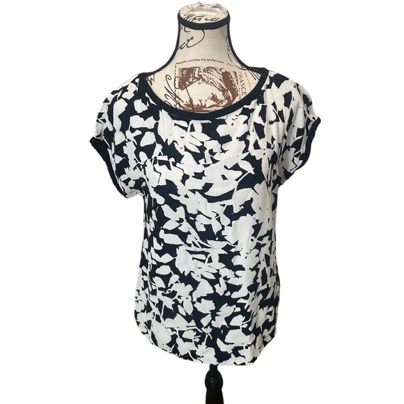 Kate Spade New York Black White Floral Print Short Sleeve Top Women's Size 4 - Picture 1 of 7